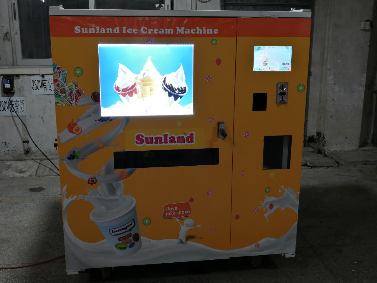 Automatic Vending Sundae Ice Cream Freezer